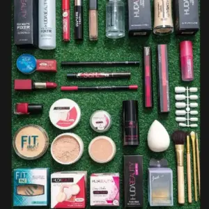 21 in 1 Makeup Kit for Girls & Women | Complete Makeup Set | Foundation, Primer, Concealer, Mascara, Eyeliner, Lip Gloss, Compact Powder, Loose Powder & Beauty Blender